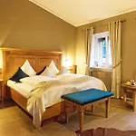 Landgasthof Karner Hotel