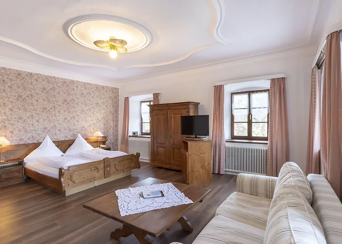 Landgasthof Karner Hotel